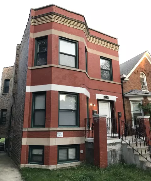 6734 S Indiana Ave, Chicago, IL 60637