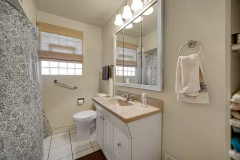 Bath - 17735 Walter St, Lansing, IL 60438 photo 1 of 2