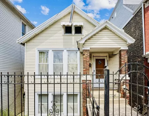 Undisclosed, Chicago, IL 60608