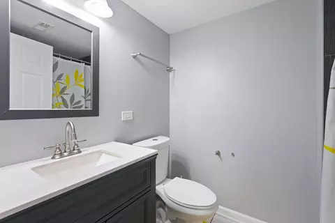 6321 S Champlain Ave, Chicago, IL 60637 photo 6