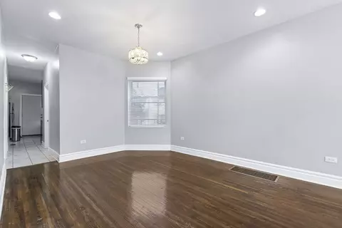 6321 S Champlain Ave, Chicago, IL 60637 photo 4