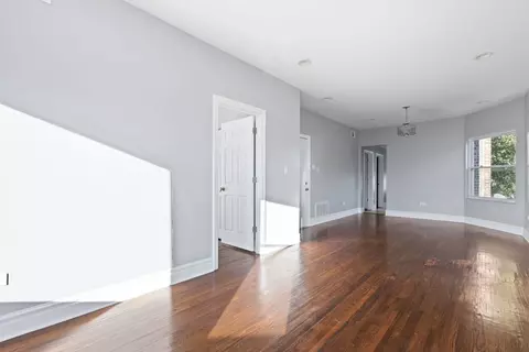 6321 S Champlain Ave, Chicago, IL 60637 photo 9