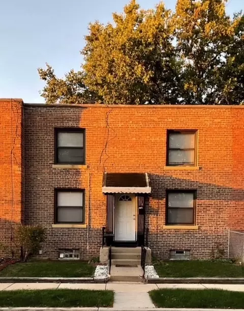 638 E 69th St, Chicago, IL 60637