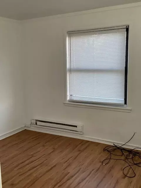 Bedroom - 638 E 69th St, Chicago, IL 60637 photo 4 of 4