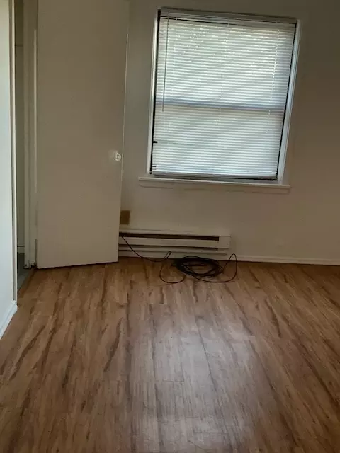 Bedroom - 638 E 69th St, Chicago, IL 60637 photo 2 of 4