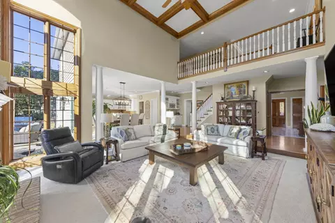1502 Lloyd Ct, Wheaton, IL 60189 photo 3