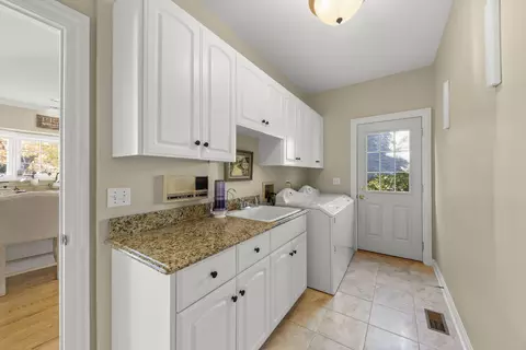 1502 Lloyd Ct, Wheaton, IL 60189 photo 19