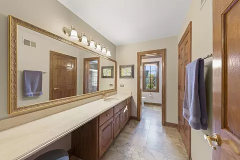 1502 Lloyd Ct, Wheaton, IL 60189 photo 30