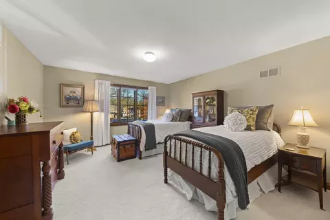 1502 Lloyd Ct, Wheaton, IL 60189 photo 29