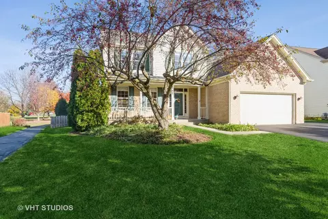 242 Braxton Way, Grayslake, IL 60030