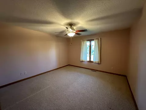 736 Milnes Dr #2, Morrison, IL 61270 photo 12