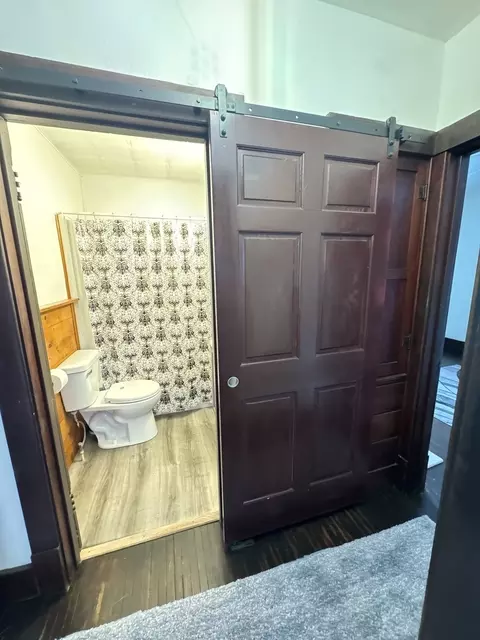 Bath - 1412 W 3rd St, Dixon, IL 61021 photo 3 of 3