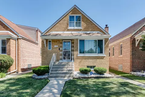 10437 S Peoria Ave, Chicago, IL 60643