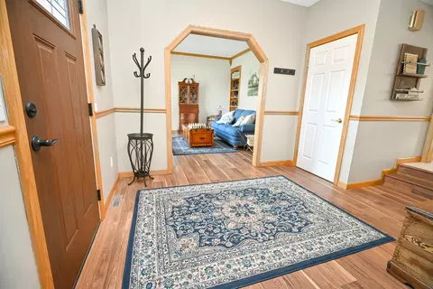 Entry Way - 26 Pebblebrook Ct, Bloomington, IL 61705 photo 10 of 10