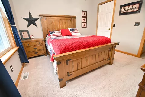 Bedroom - 26 Pebblebrook Ct, Bloomington, IL 61705 photo 9 of 16