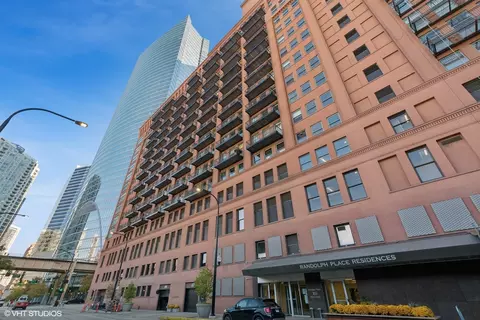 165 N Canal St #1022, Chicago, IL 60606