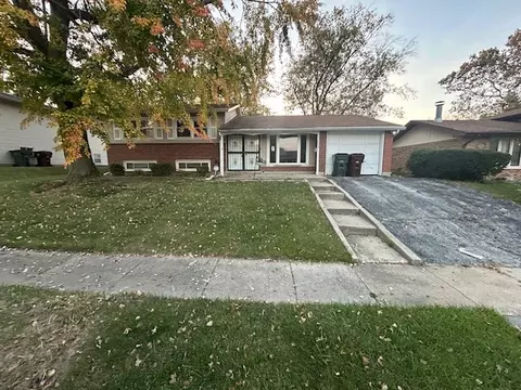 17800 Grandview Dr, Hazel Crest, IL 60429