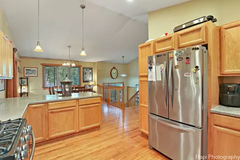 Kitchen - 38480 N 3rd Ave N, Spring Grove, IL 60081 photo 2 of 2