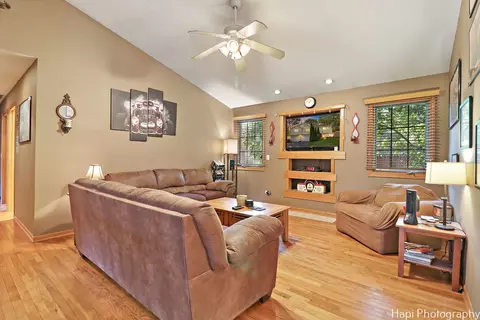Living - 38480 N 3rd Ave N, Spring Grove, IL 60081 photo 1 of 2