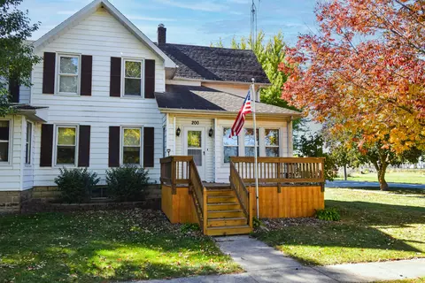 200 E Scott St, Odell, IL 60460 photo 2