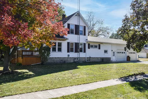 200 E Scott St, Odell, IL 60460 photo 3