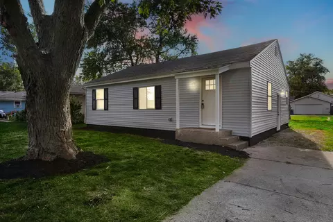 235 N Jackson Ave, Bradley, IL 60915