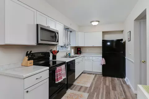 905 Sheridan Rd, Normal, IL 61761 photo 9