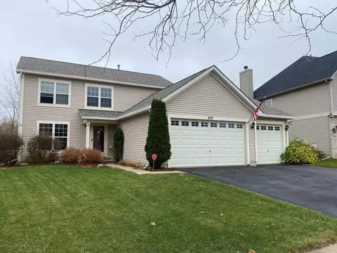 2611 Hennig Rd, Hampshire, IL 60140