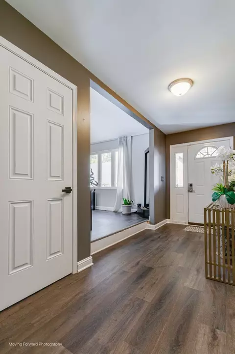 Entry Way - 16023 Trumbull Ave, Markham, IL 60428 photo 1 of 4
