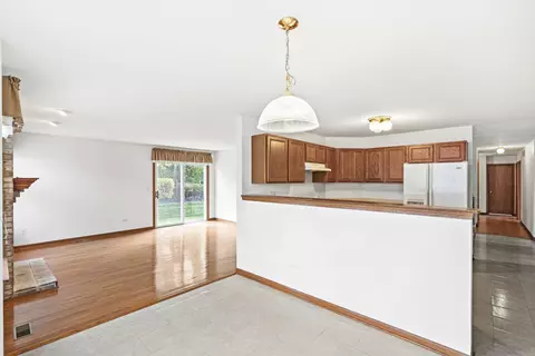 14451 Etchingham Dr, Lockport, IL 60441 photo 9