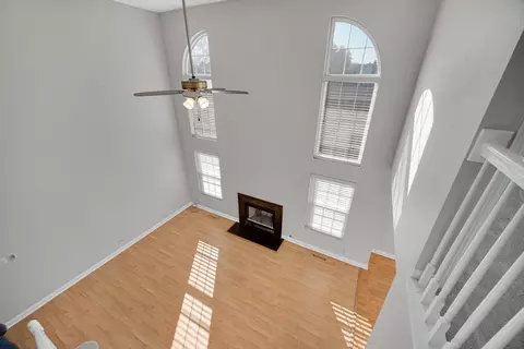 Living - 1167 Longford Rd, Bartlett, IL 60103 photo 2 of 4