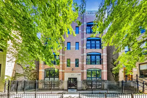 3545 N Wilton Ave #1S, Chicago, IL 60657