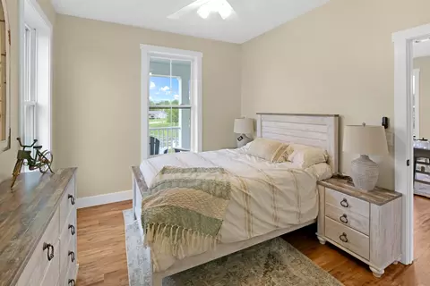 Bedroom - 7 Willow Way, Ottawa, IL 61350 photo 2 of 3
