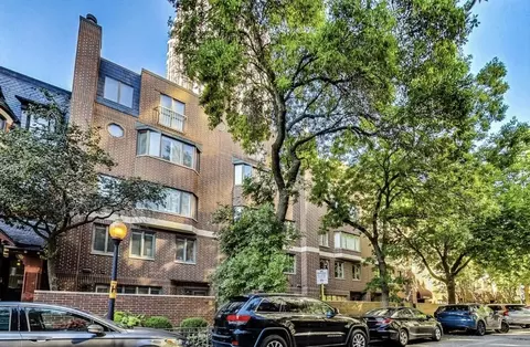 150 W Eugenie St #12, Chicago, IL 60614