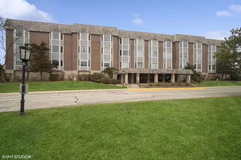 2500 Archbury Ln #3D, Park Ridge, IL 60068