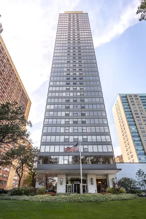 3150 N Lake Shore Dr #6B, Chicago, IL 60657