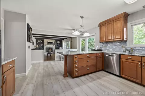Kitchen - 2223 Stonegate Ln, Wheaton, IL 60189 photo 3 of 3