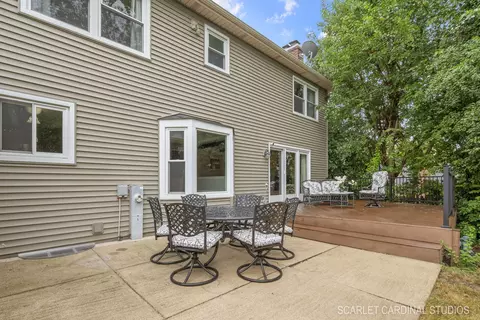Exterior - 2223 Stonegate Ln, Wheaton, IL 60189 photo 3 of 5