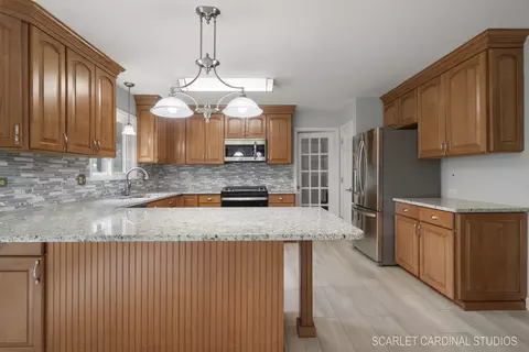 Kitchen - 2223 Stonegate Ln, Wheaton, IL 60189 photo 2 of 3