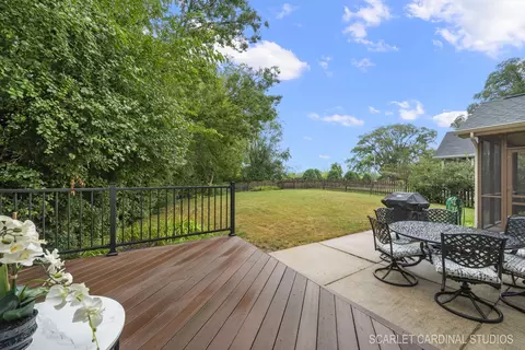 Exterior - 2223 Stonegate Ln, Wheaton, IL 60189 photo 4 of 5