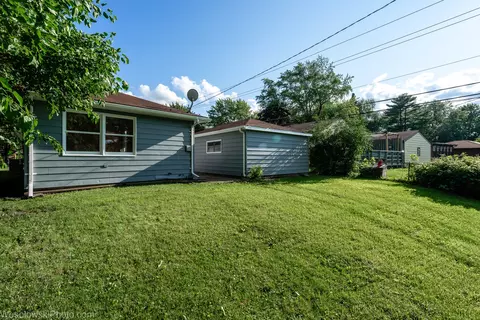Exterior - 2904 Swallow Ln, Rolling Meadows, IL 60008 photo 8 of 8