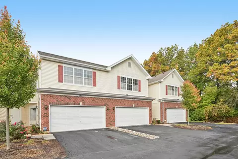 1914 W Cobblestone Rd, Romeoville, IL 60446