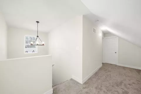 Entry Way - 10011 S Carpenter St, Chicago, IL 60643 photo 4 of 4