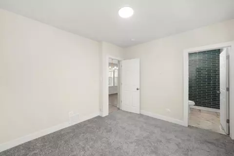 Bedroom - 10011 S Carpenter St, Chicago, IL 60643 photo 1 of 3