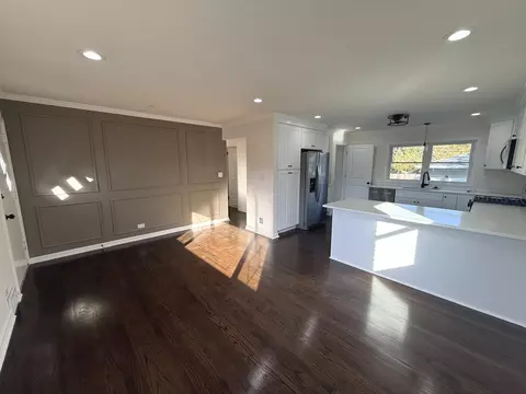 Living - 1429 Atwood Ave, Berkeley, IL 60163 photo 2 of 6