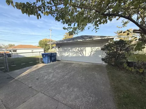 Exterior - 1429 Atwood Ave, Berkeley, IL 60163 photo 4 of 4