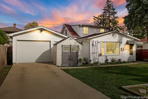1500 Laurel Ave, Waukegan, IL 60085