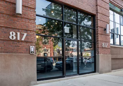 817 W Washington Blvd #106, Chicago, IL 60607
