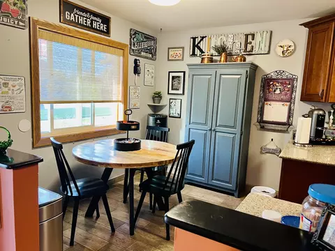 Kitchen - 5213 State Rd, Burbank, IL 60459 photo 1 of 6