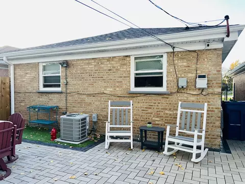 Exterior - 5213 State Rd, Burbank, IL 60459 photo 5 of 6